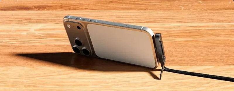 Stretchable folding stand, switchable forms, liberates both hands